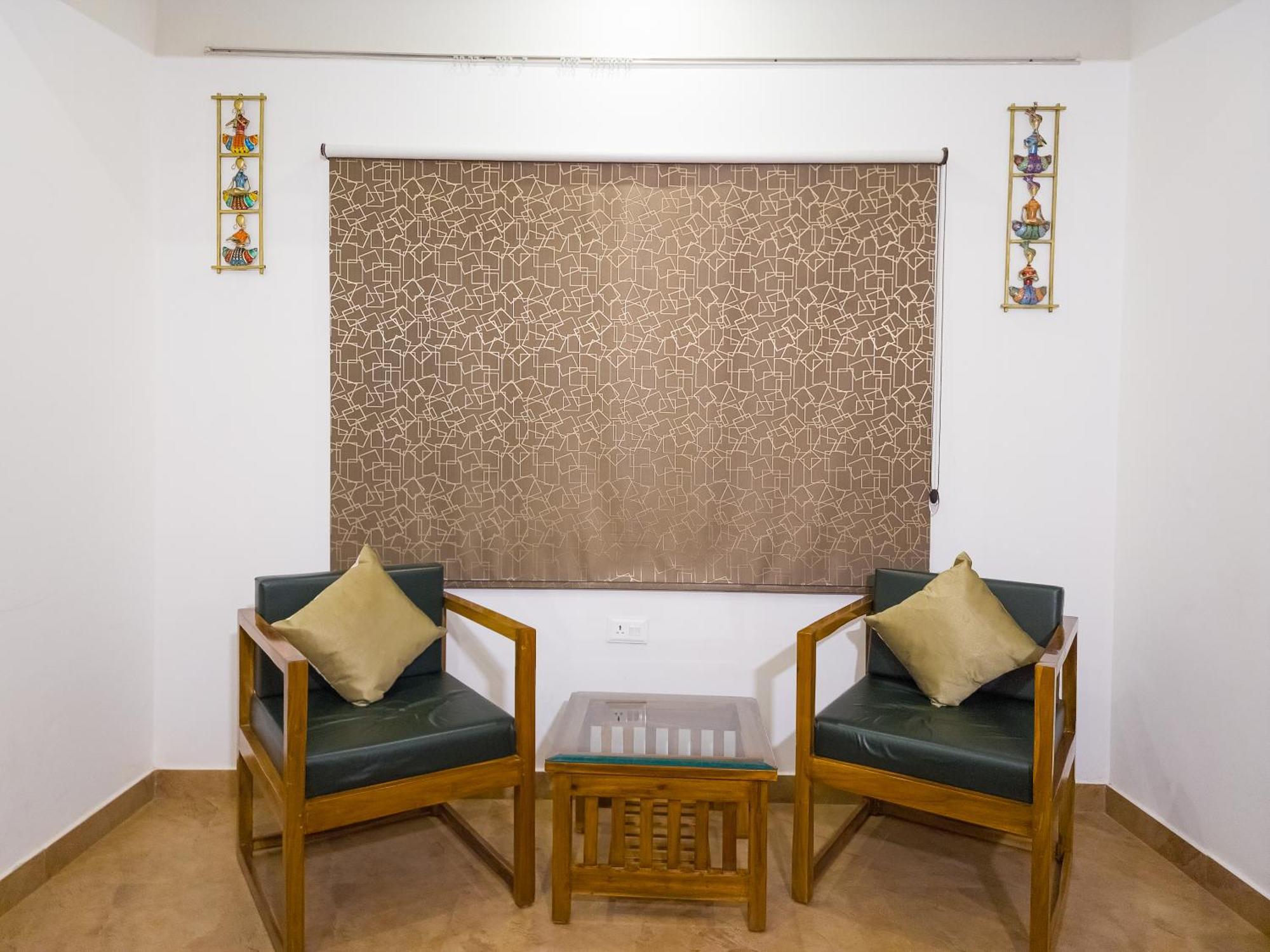 Amritara Ramila Kutir Hotel Ayodhya Buitenkant foto
